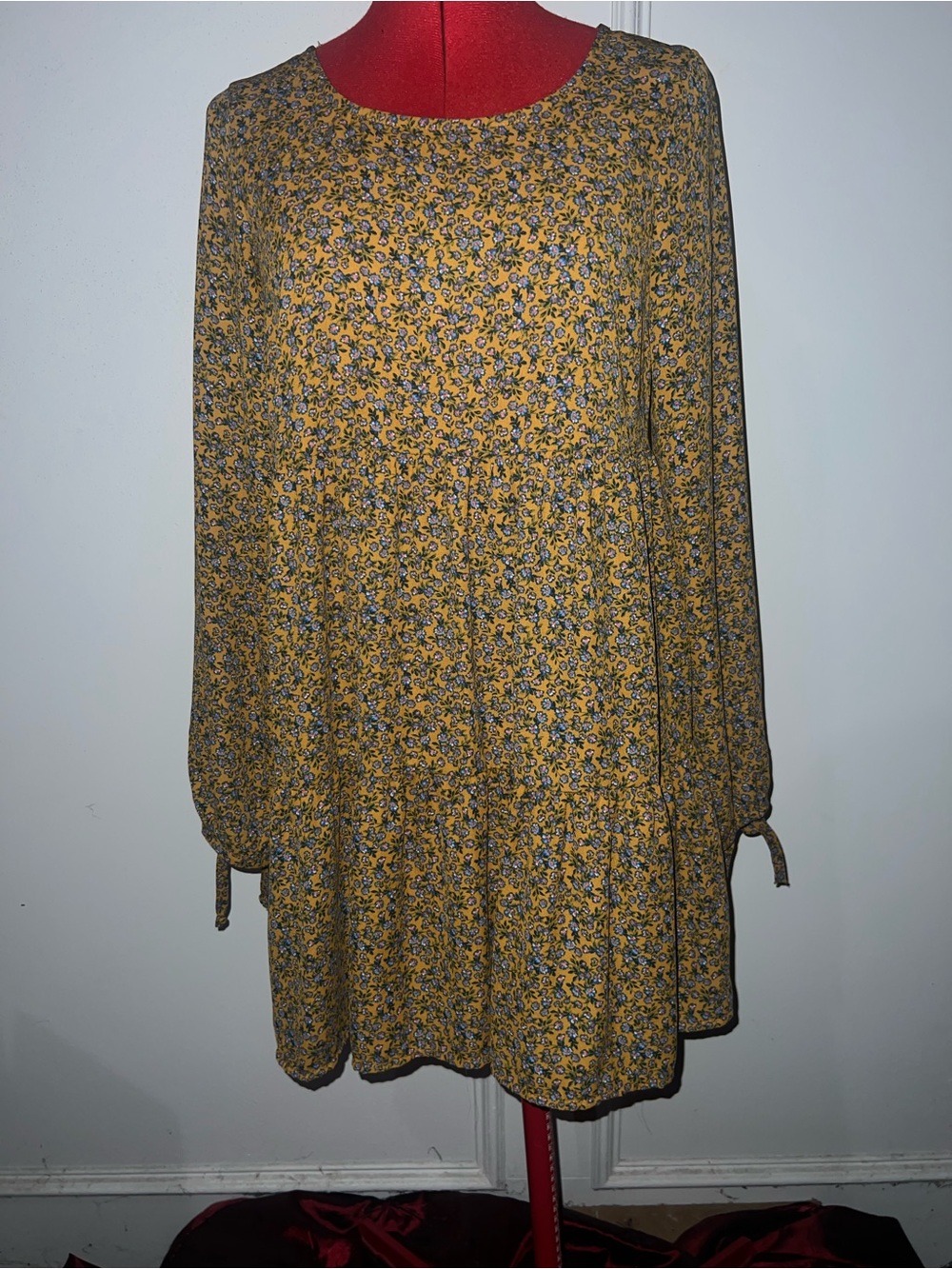 wild fable Mustard Yellow Floral Long-Sleeve Swing Dress Pheasant size small